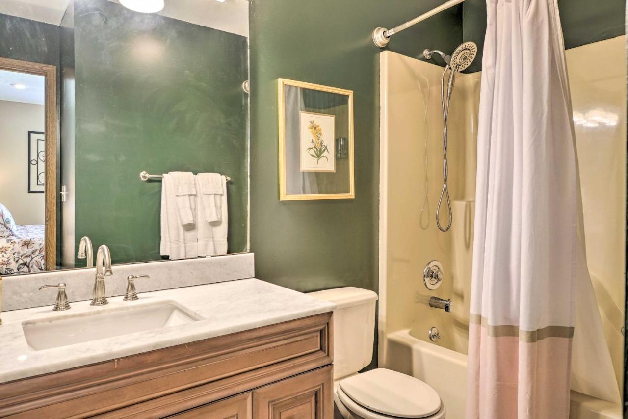 Pet-Friendly Branson Retreat With Pool And Golf Accessアパートメント エクステリア 写真